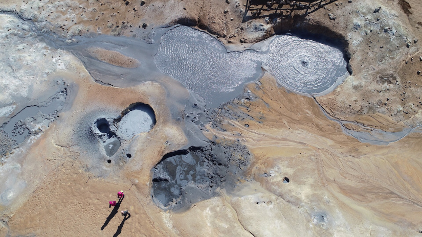 Sparkling mud